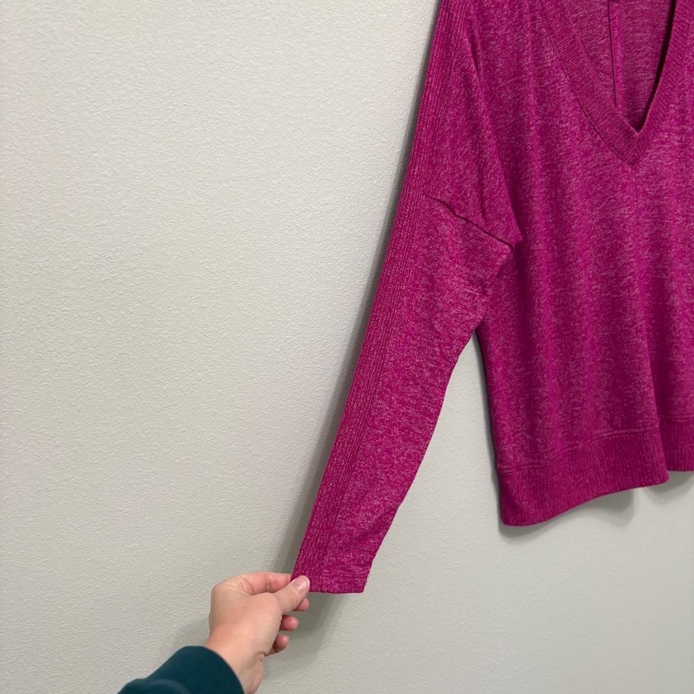 Buffalo David Bitton Raspberry V-Neck Knit Sweater Large Soft Ribbed - Picture 5 of 8